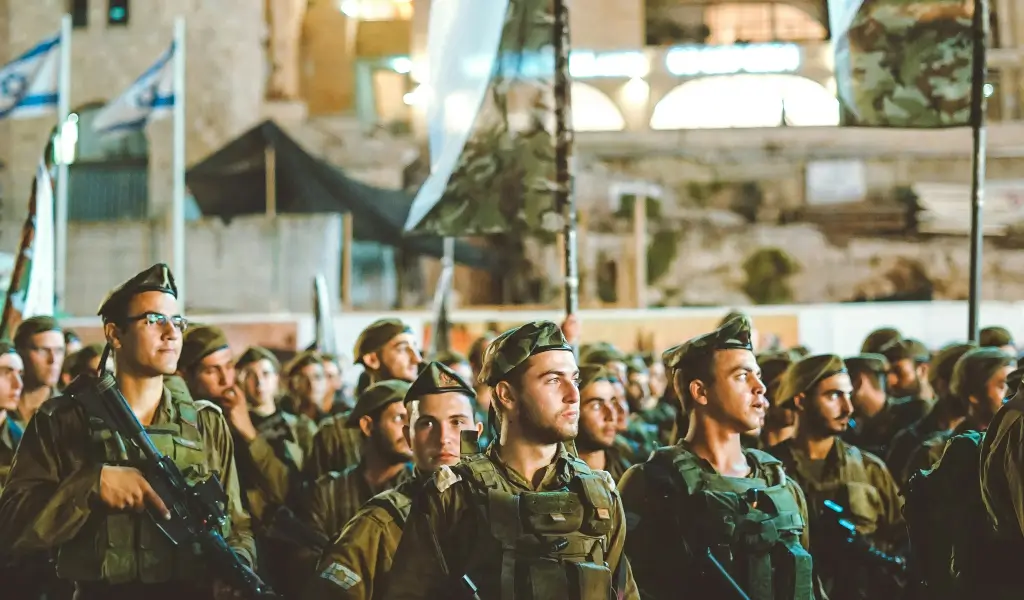 A group of israeli soldiers